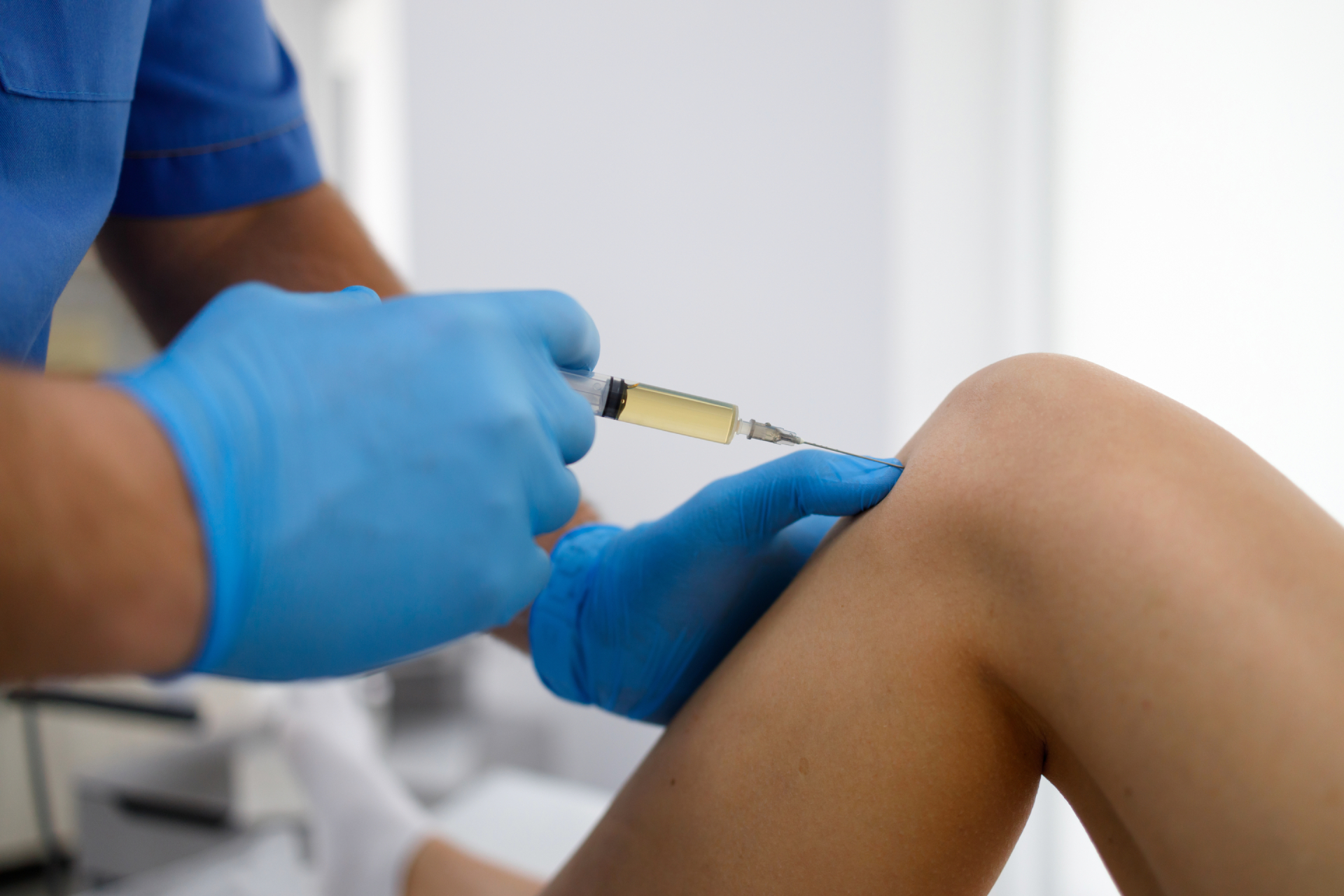The Benefits of Regenerative Joint Injections for Chronic Pain Relief